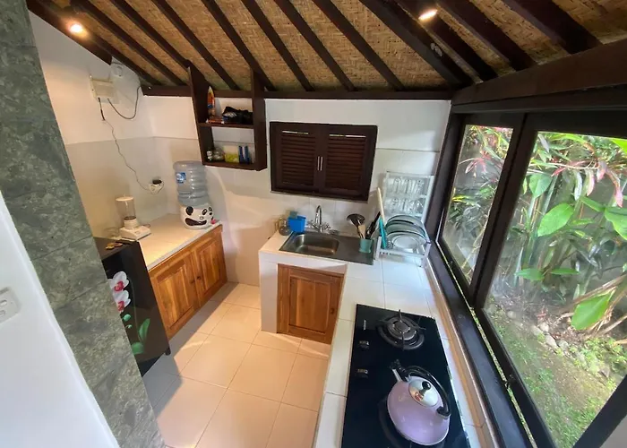 Jungle House Behind Bintang Supermarket *